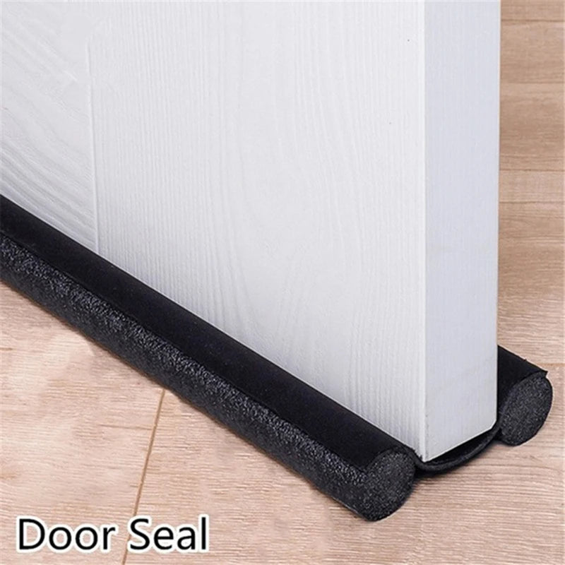 FLEXIBLE DOOR SEALING STRIP